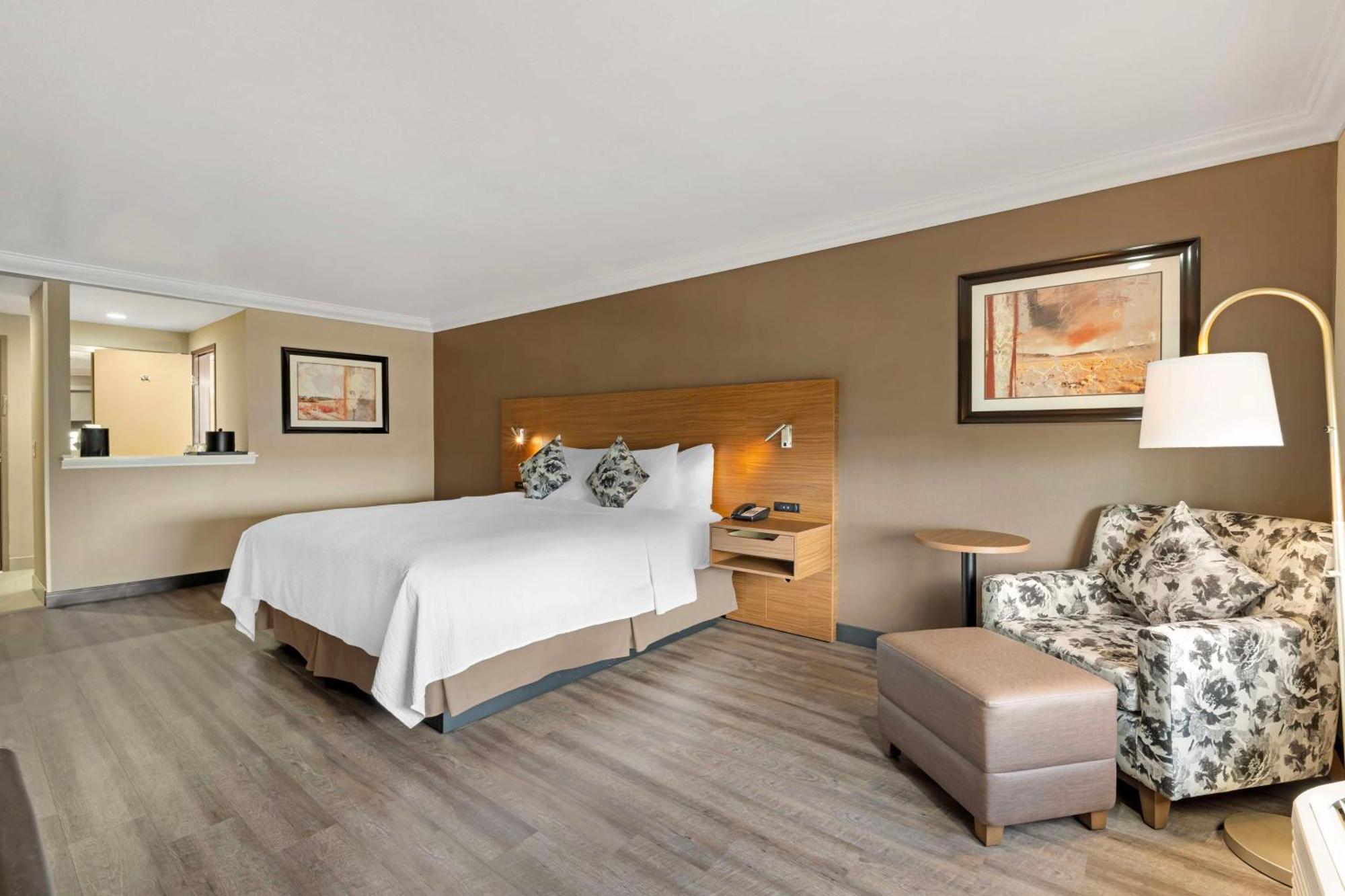 Best Western Plus Newport Mesa Inn Costa Mesa Exterior foto