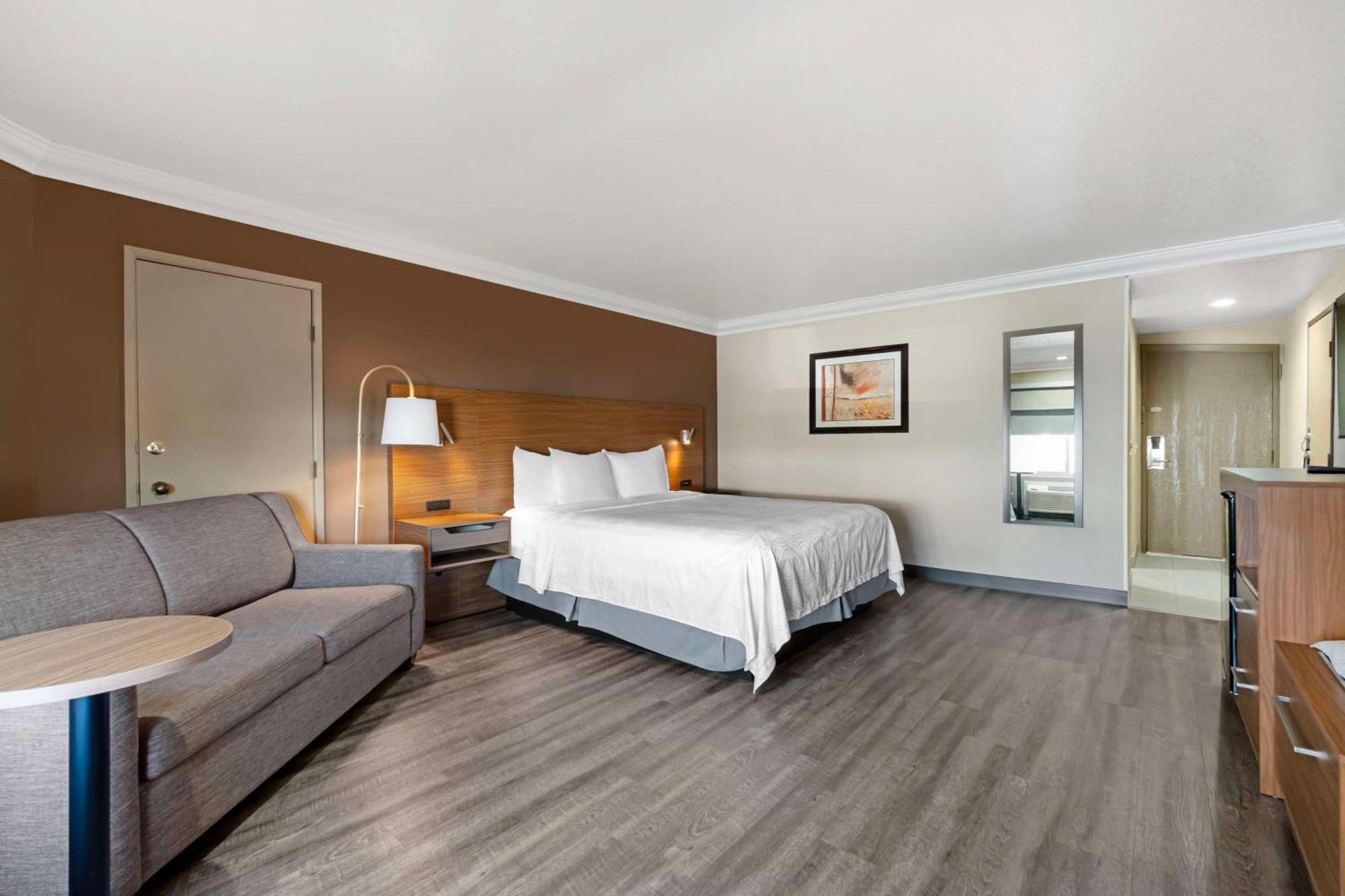 Best Western Plus Newport Mesa Inn Costa Mesa Exterior foto